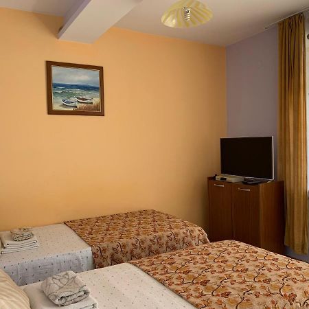 Guest House “Olesya” ابزور المظهر الخارجي الصورة