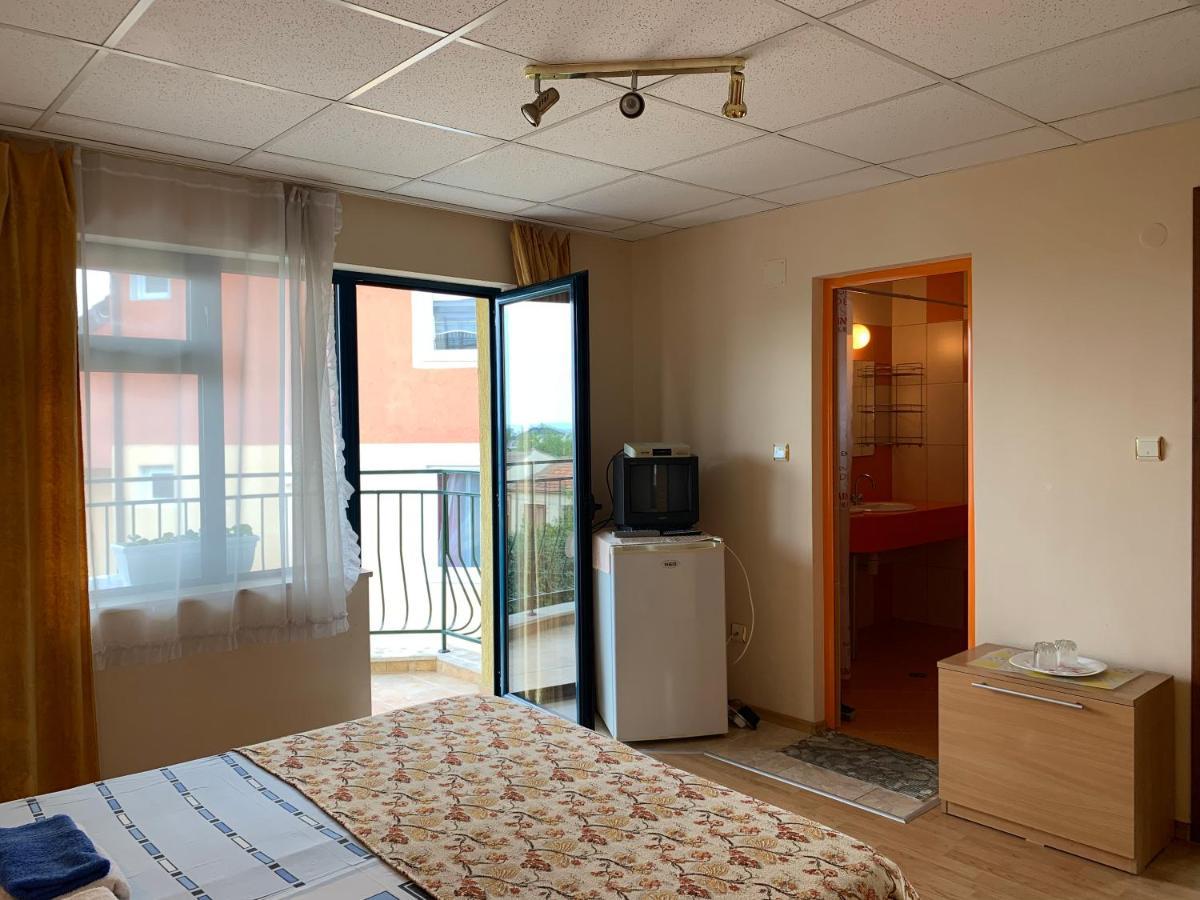 Guest House “Olesya” ابزور المظهر الخارجي الصورة
